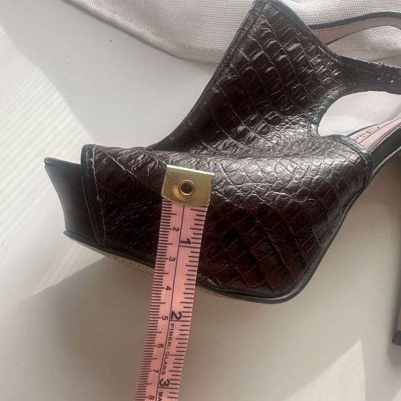 Brown Reptile - Crocodile / Alligator Textured 5.5” Heel 1.5” Platform Sandals - Picture 4 of 7